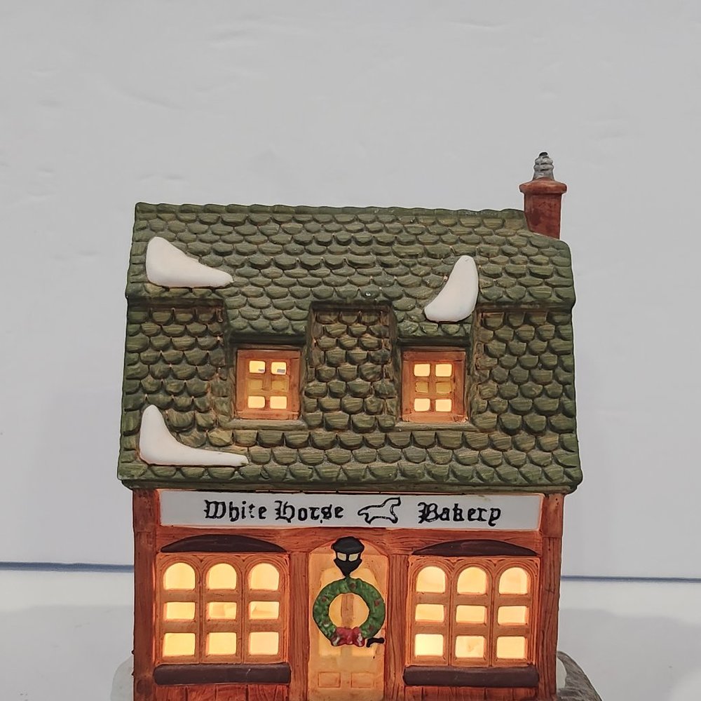 Vintage Rare 80s Department 56 White Horse Bakery Porcelain Lighted Building